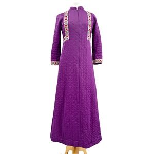 Vintage Vanity Fair Purple Quilted Maxi Robe Cottagecore Folk Hearts Grandma 70s